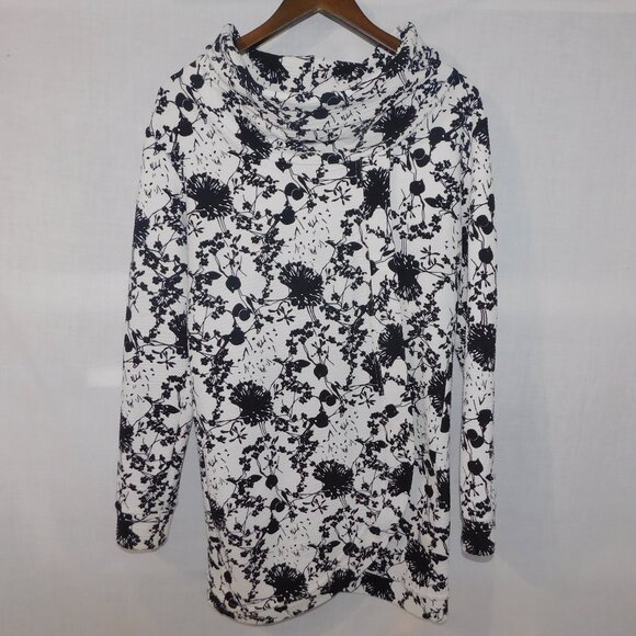 Blondie Apparel Canada Womens M Black White Floral Cross Front Sweater Cowl Neck - Picture 9 of 9